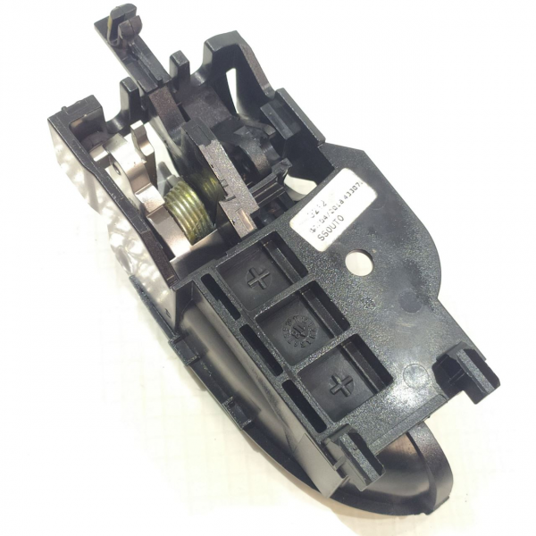 MAÇANETA INTERNA PORTA TRASEIRA DIREITA    A115888 - P422400