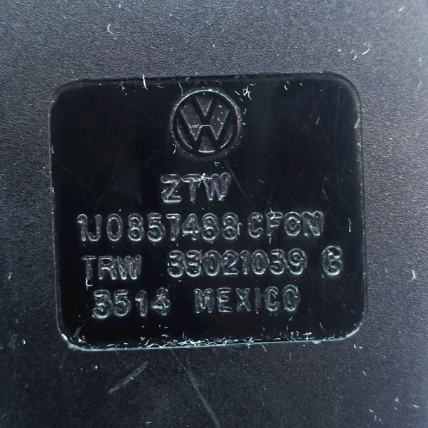 ENGATE FÊMEA DUPLO CINTO TRASEIRO CENTRAL VW GOLF GTI 2005    31862