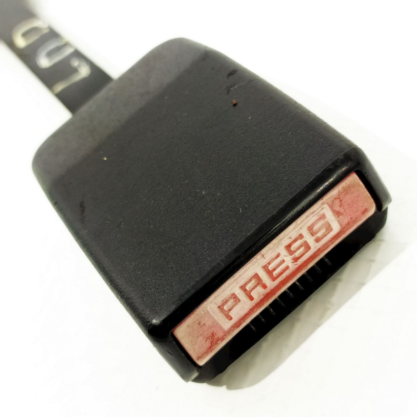 ENGATE FÊMEA CINTO DIANTEIRO DIREITO CITROEN C3 2012    31980