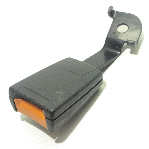 ENGATE FÊMEA CINTO DIANTEIRO DIREITO GM CORSA 1.0  1997 106551