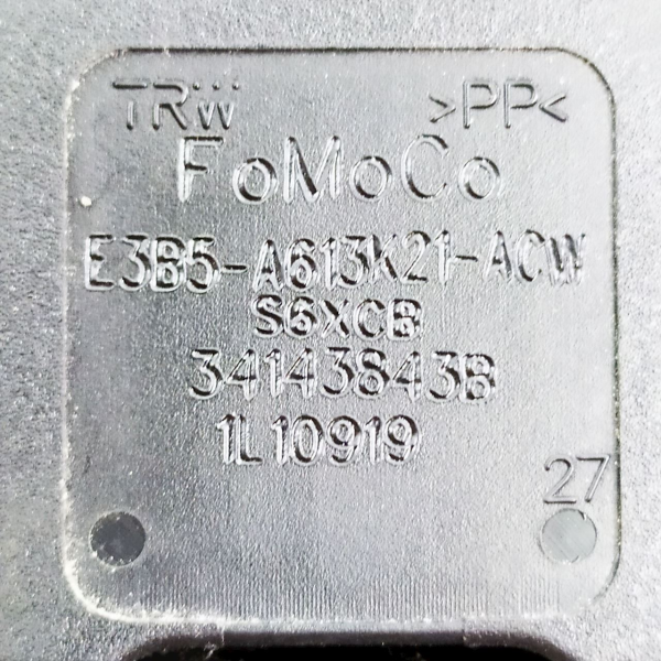 ENGATE CINTO FÊMEA DUPLO BANCO TRASEIRO FORD KA SE 1.5 SD 2019 120523