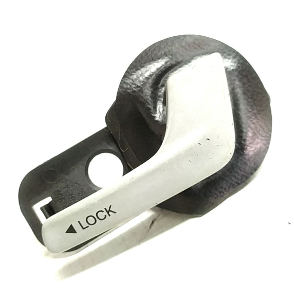 MAÇANETA INTERNA PORTA DIANTEIRA DIREITA FIAT PALIO WEEKEND HLX 1.8  2005 129363