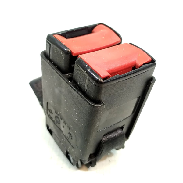 ENGATE FÊMEA DUPLO CINTO BANCO TRASEIRO RENAULT MEGANE 1998    134631