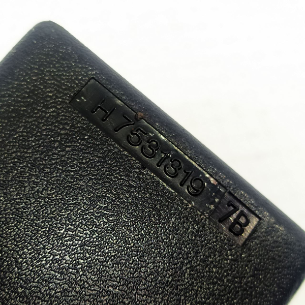 ENGATE FÊMEA CINTO BANCO DIANTEIRO DIREITO    139286