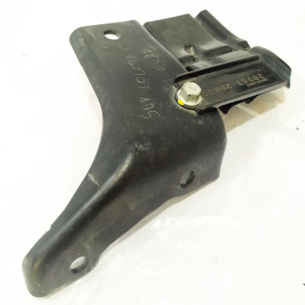 SUPORTE COLETOR ESCAPAMENTO  HYUNDAI HB20 1.6 AT VISION 2020 27935