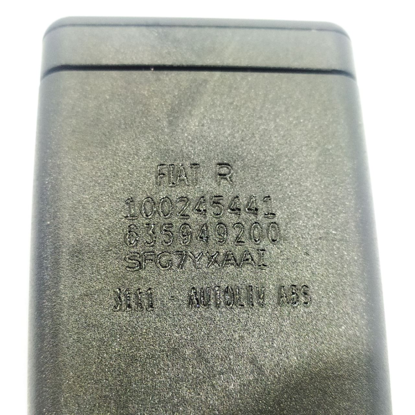 ENGATE FÊMEA CINTO DIANTEIRO DIREITO FIAT CRONOS 1.8 16V AT 2019 94306