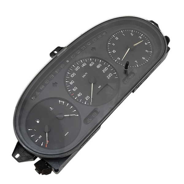 PAINEL DE INSTRUMENTOS RENAULT MEGANE 1.6 1998 V1704 - P27