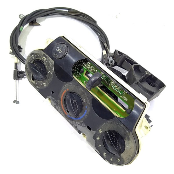 COMANDO AR CONDICIONADO FORD FIESTA 2003    120223