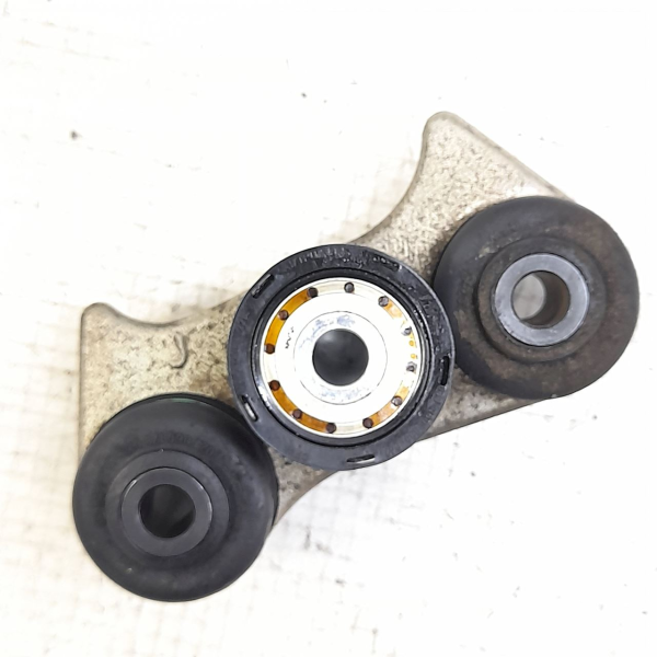 BUCHA CENTRAL BRAÇO OSCILANTE TRASEIRO  MERCEDES-BENZ B200 2.0 2007 185857