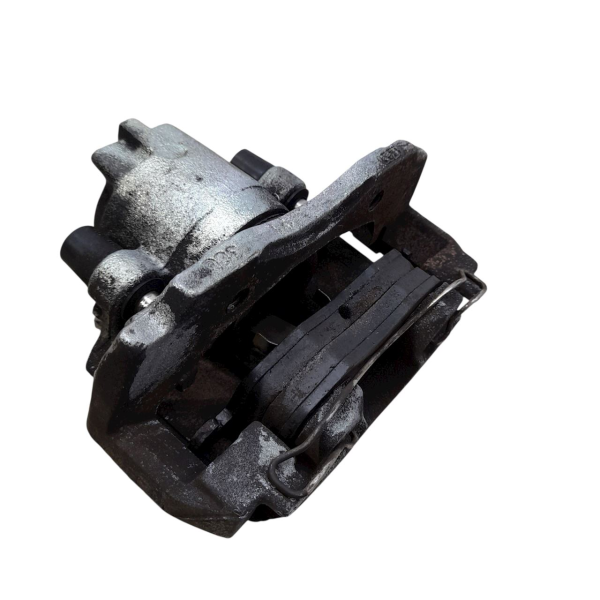 PINÇA DIANTEIRA ESQUERDA  FORD MONDEO CLX 2.0 1997 192523