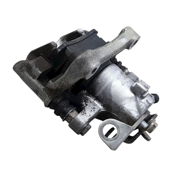 PINÇA TRASEIRA DIREITA  AUDI A3 1.8 T  1998 193992