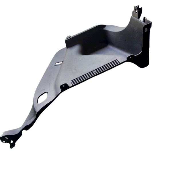 ACABAMENTO LATERAL DIREITO PORTA MALAS  HYUNDAI HB20 1.0  2020 194784