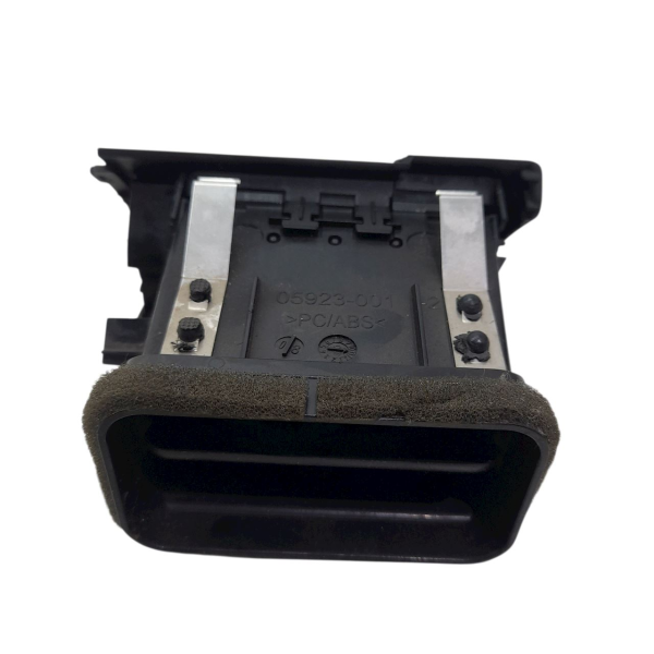 DIFUSOR AR DIREITO CAPA PAINEL  MERCEDES-BENZ C 200K 1.8 2009 195180