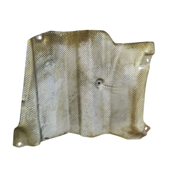 DEFLETOR TRASEIRO ESQUERDO CAIXA RODA ESTEPE  MERCEDES-BENZ C 200K 1.8 2009 195206