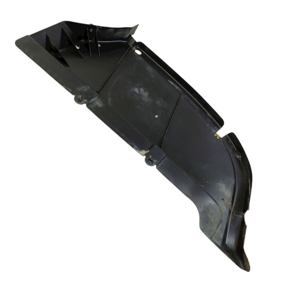 DEFLETOR TRASEIRO DIREITO CAIXA RODA ESTEPE  MERCEDES-BENZ C 200K 1.8 2009 195208