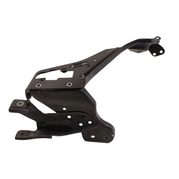 SUPORTE FAROL DIREITO  MERCEDES-BENZ C 200K 1.8 2009 195000