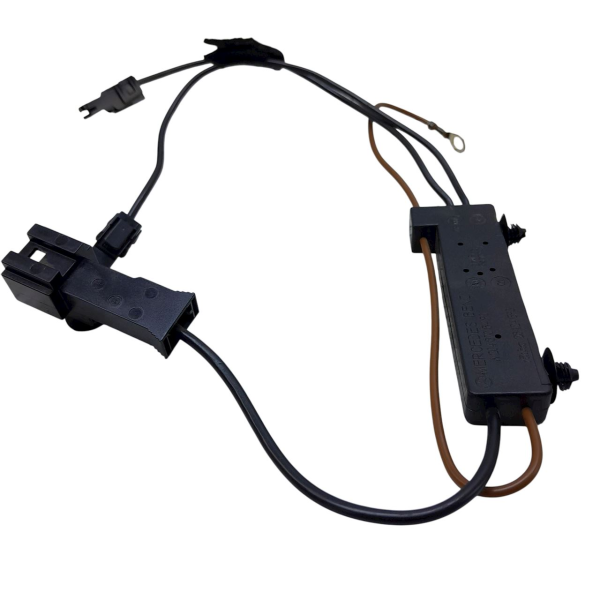 SENSOR AMPLIFICADOR SINAL TRASEIRO ESQUERDO  MERCEDES-BENZ C 200K 1.8 2009 195356