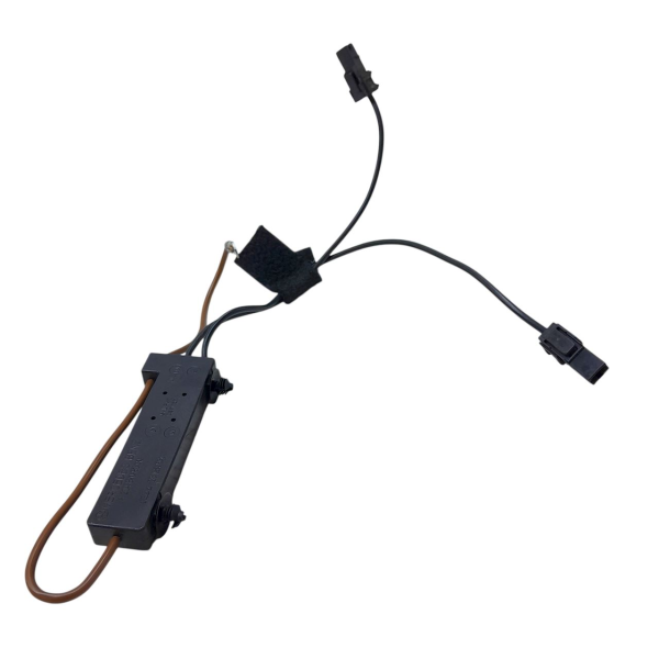 SENSOR AMPLIFICADOR SINAL TRASEIRO DIREITO  MERCEDES-BENZ C 200K 1.8 2009 195357