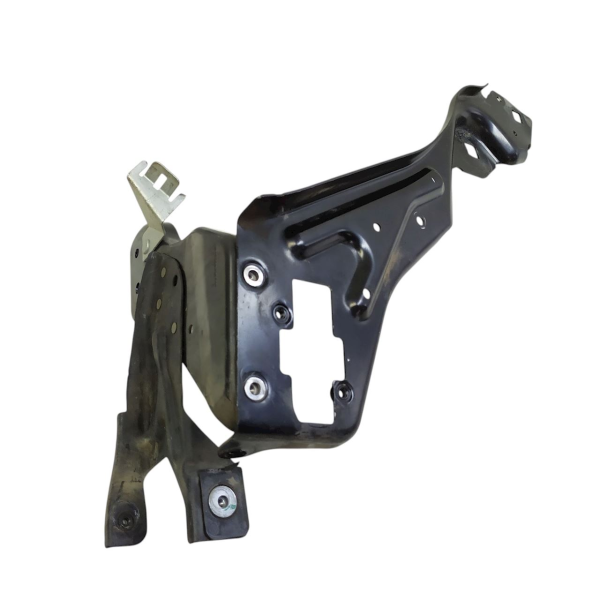 SUPORTE FAROL ESQUERDO  MERCEDES-BENZ C 200K 1.8 2009 195001