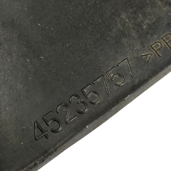 GUIA FAROL ESQUERDO  FIAT LINEA DUAL 1.8 16V 2011 195084