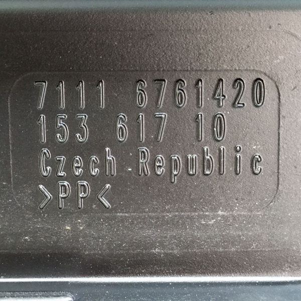 ACABAMENTO TAMPA KIT PRIMEIROS SOCORROS BMW 550I 4.8  2009 196655