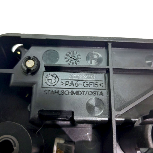 ALAVANCA FECHADURA DIREITA ENCOSTO BANCO TRASEIRO  BMW 550I 4.8  2009 196788