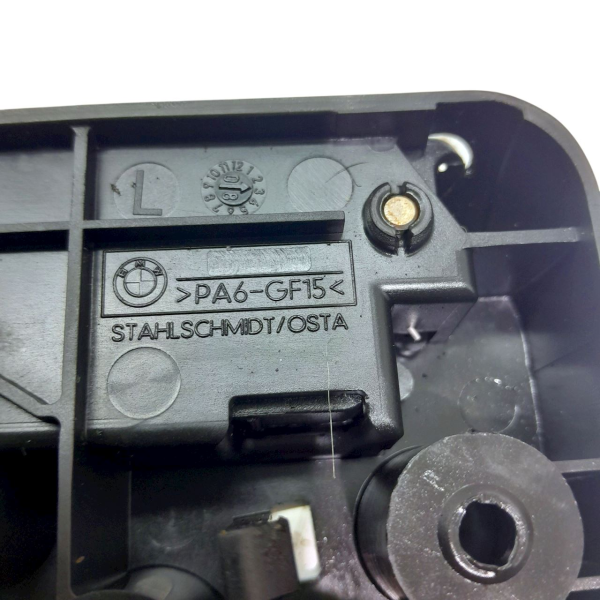 ALAVANCA FECHADURA ESQUERDA ENCOSTO BANCO TRASEIRO  BMW 550I 4.8  2009 196789