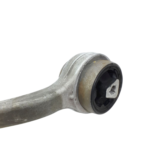 BRAÇO TIRANTE DIANTEIRO ESQUERDO  BMW 550I 4.8  2009 196567