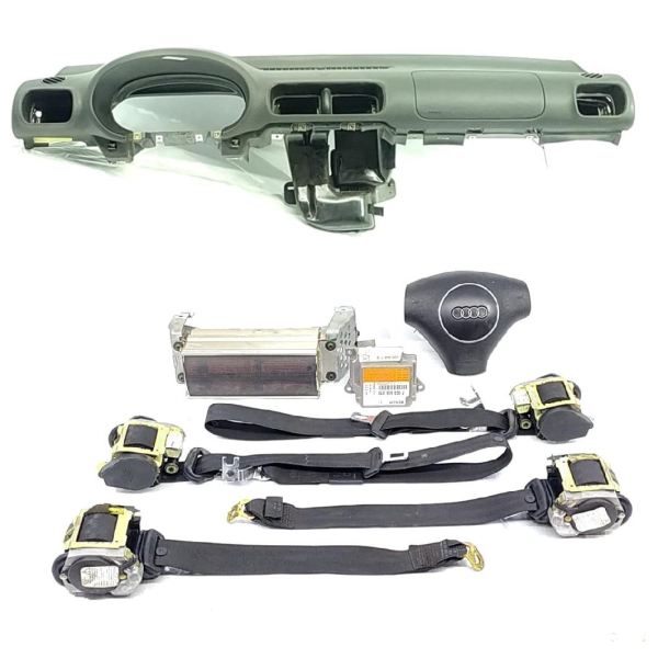 CAPA DO PAINEL AUDI A3 2001 V1361 - P6