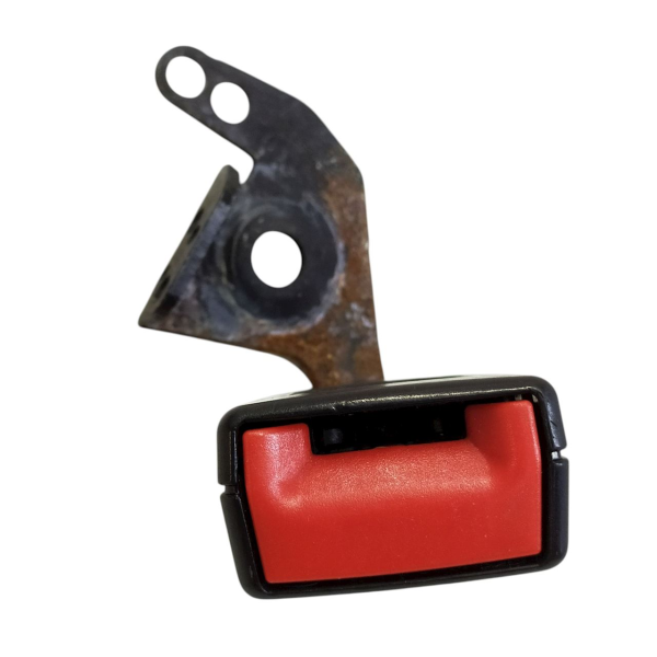 ENGATE FÊMEA DIREITO BANCO TRASEIRO  MERCEDES-BENZ C 200K 1.8 2009 195185