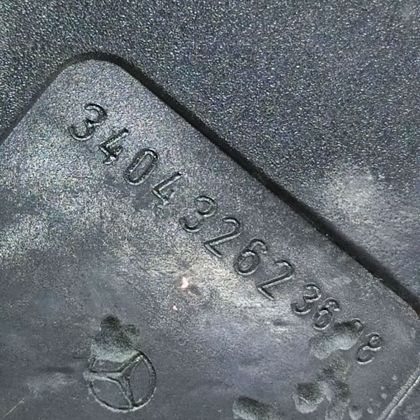 ENGATE FÊMEA DIREITO BANCO TRASEIRO  MERCEDES-BENZ C 200K 1.8 2009 195185