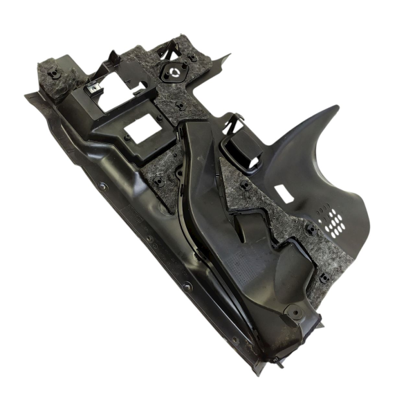 ACABAMENTO INFERIOR COLUNA DIREÇÃO  MERCEDES-BENZ C 200K 1.8 2009 195046