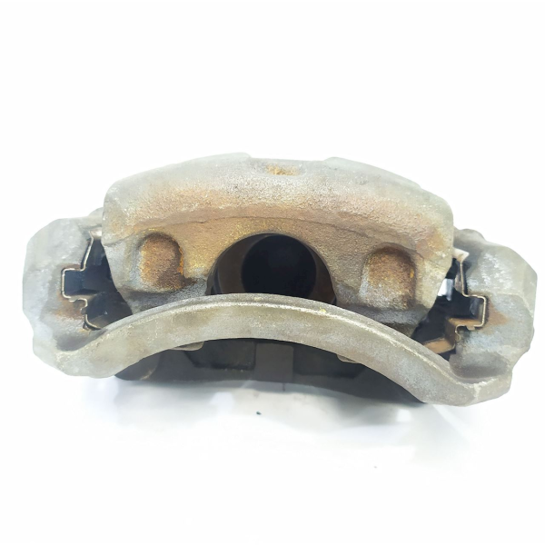 PINÇA FREIO DIANTEIRA DIREITA  GM SONIC LT HB AT 2013 26011