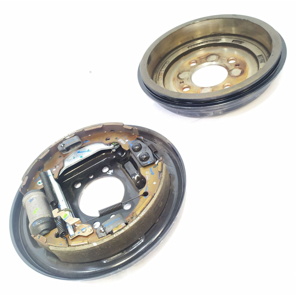 TAMBOR FREIO TRASEIRO DIREITO HYUNDAI HB20 1.6 AT VISION 2020 27933