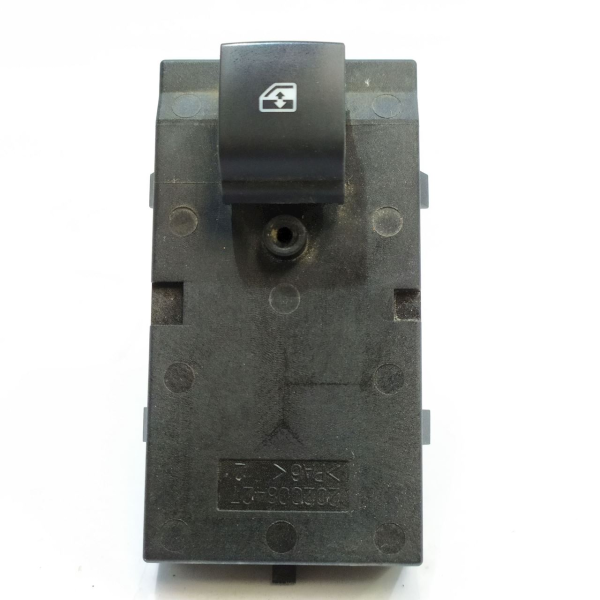 BOTÃO VIDRO ELÉTRICO DIANTEIRO DIREITO GM SONIC LT HB AT 2013 26303