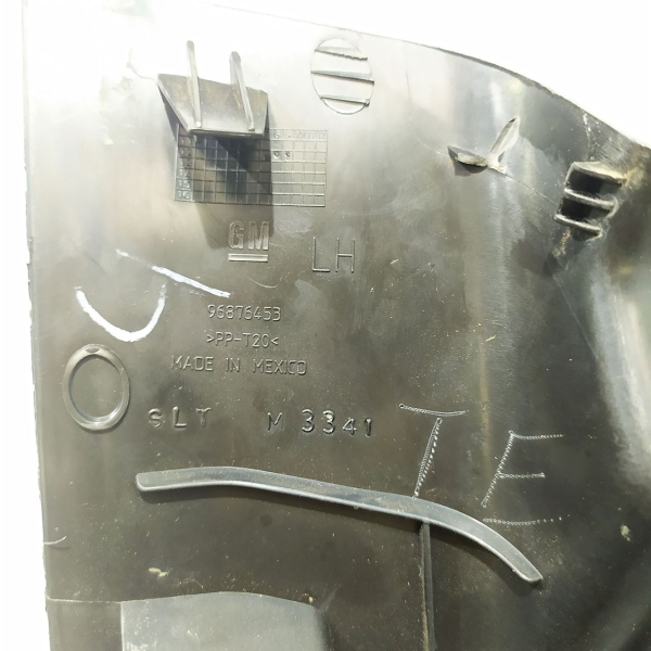 SOLEIRA TRASEIRA ESQUERDA  GM SONIC LT HB AT 2013 26275