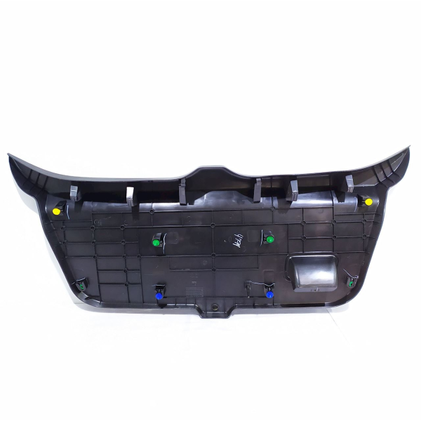 ACABAMENTO INTERNO TAMPA TRASEIRA GM SONIC LT HB AT 2013 26311