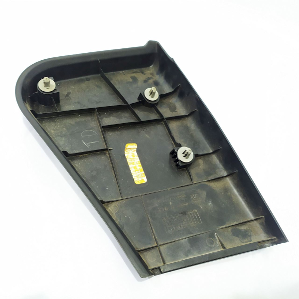 ACABAMENTO INTERNO PORTA TRASEIRA DIREITA GM SONIC LT HB AT 2013 26359