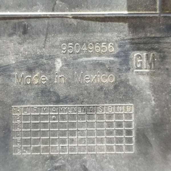 ACABAMENTO INTERNO PORTA TRASEIRA DIREITA GM SONIC LT HB AT 2013 26359