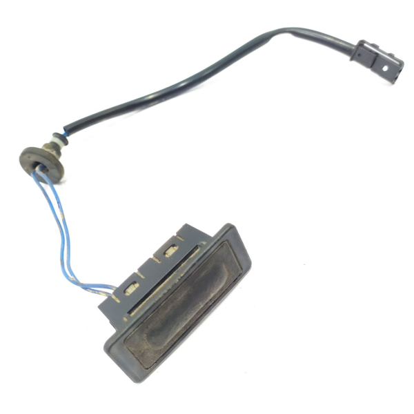 BOTÃO MAÇANETA PORTA MALAS GM SONIC LT HB AT 2013 26365