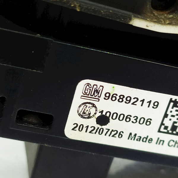 BOTÃO TRAVA PORTA  GM SONIC LT HB AT 2013 26458