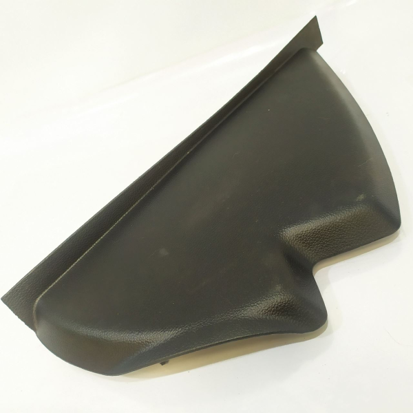 ACABAMENTO LATERAL DIREITA CAPA PAINEL GM SONIC LT HB AT 2013 26029