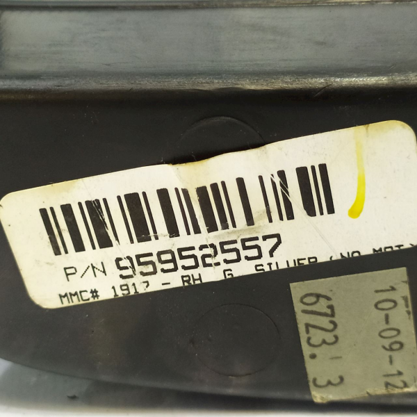 PORTA OBJETO DIREITO PAINEL  GM SONIC LT HB AT 2013 26019