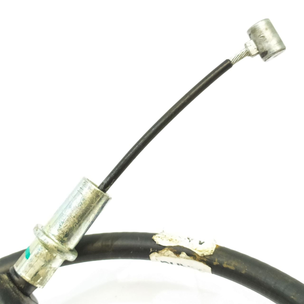 CABO ESQUERDO ACIONADOR FREIO DE MÃO  GM SONIC LT HB AT 2013 26262