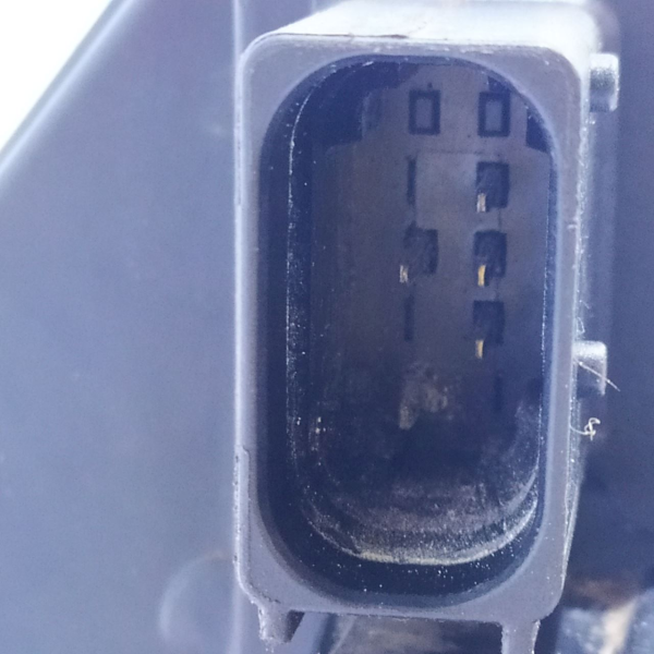 FECHADURA PORTA TRASEIRA DIREITA GM SONIC LT HB AT 2013 26324