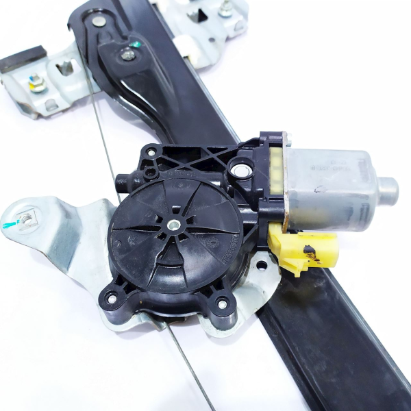 MÁQUINA VIDRO ELÉTRICO DIANTEIRO DIREITO GM SONIC LT HB AT 2013 26326