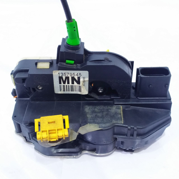 FECHADURA PORTA TRASEIRA ESQUERDA  GM SONIC LT HB AT 2013 26364