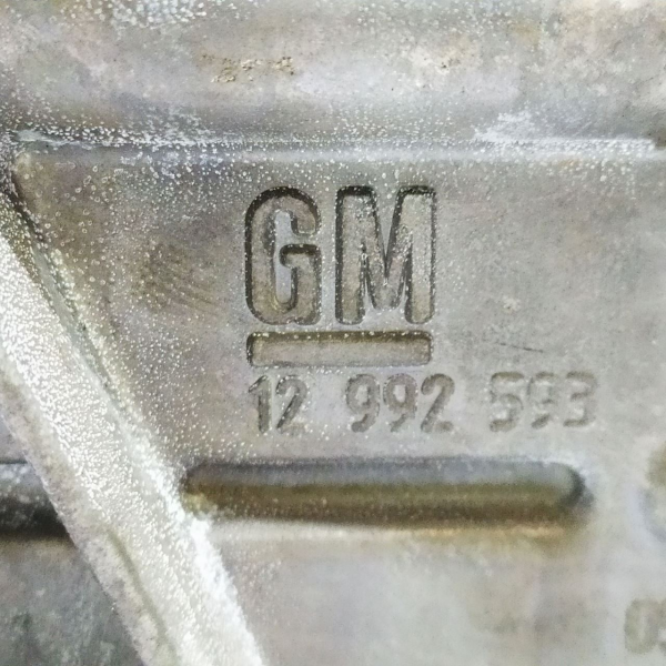 CAVALETE SUPORTE FILTRO ÓLEO GM SONIC LT HB AT 2013 26346