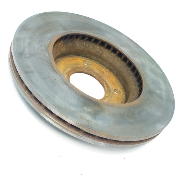 DISCO FREIO DIANTEIRO ESQUERDO VENTILADO GM SONIC LT HB AT 2013 26007