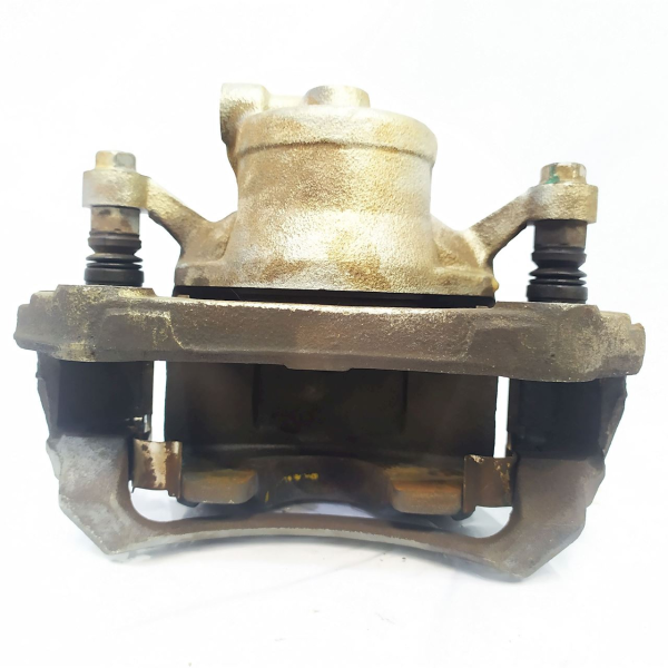 PINÇA FREIO DIANTEIRA ESQUERDA  GM SONIC LT HB AT 2013 26013